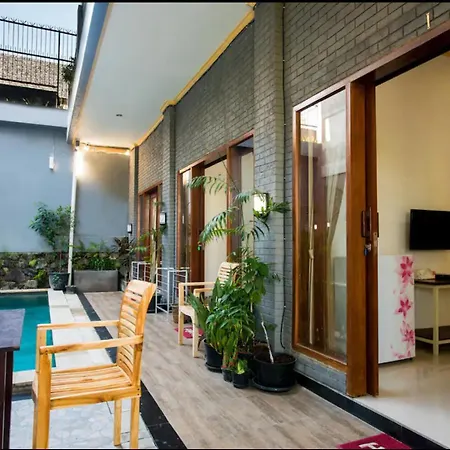 Canggu Ocean House/Yellow. By Walk To The Beach!